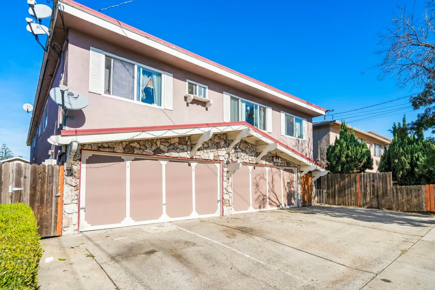 3007 35th Ave, Oakland — primary photograph